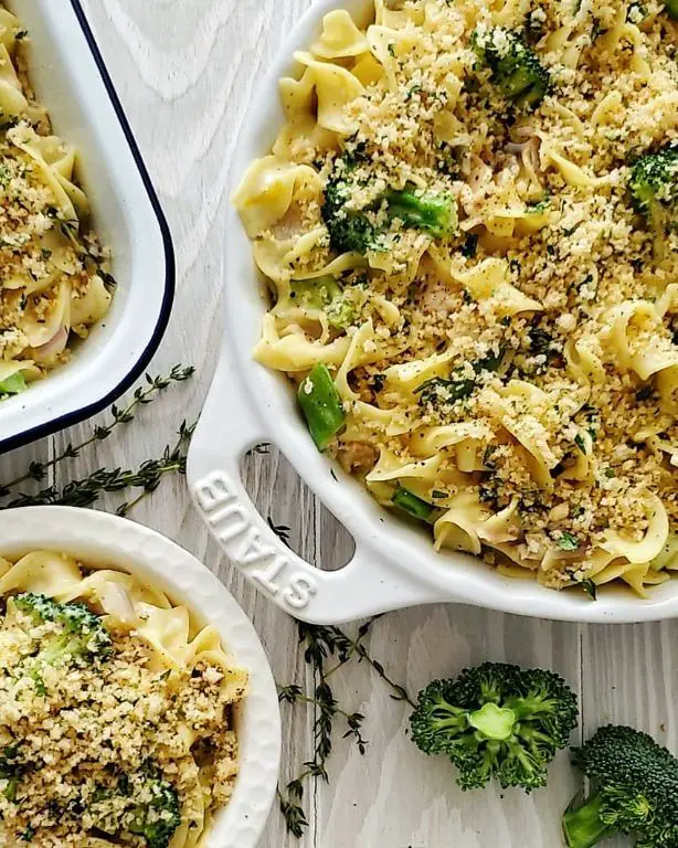 Tuna Casserole with Cheddar and Broccoli