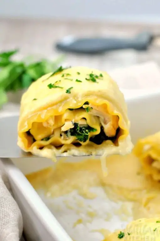 Turkey and Spinach Lasagna Roll-Ups