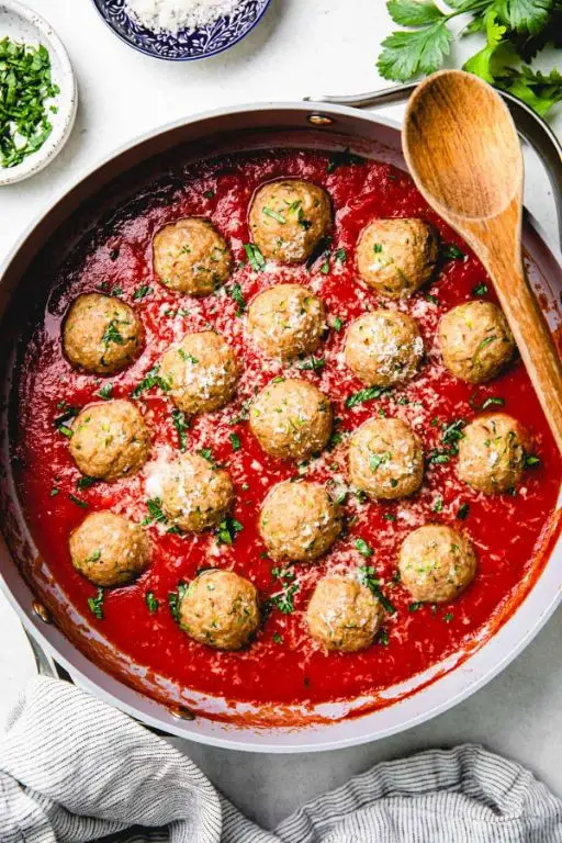 Turkey and Zucchini Meatballs in Marinara Sauce