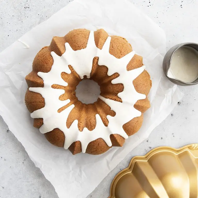 Vanilla Bean Glazed Holiday Bundt Cake