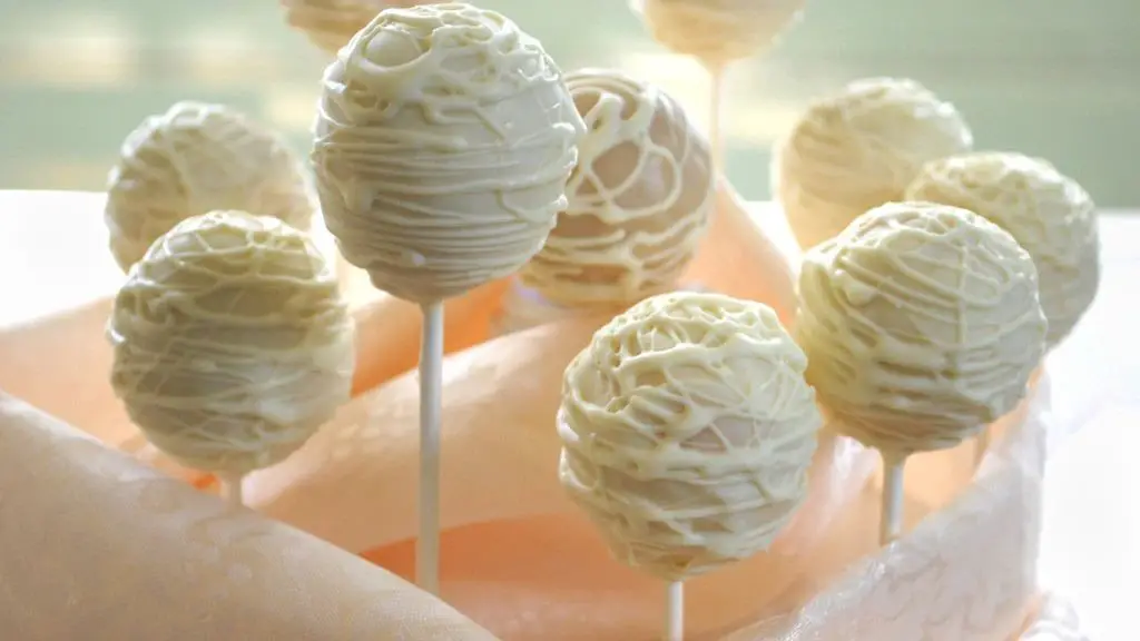 Vanilla Dream Cake Pops
