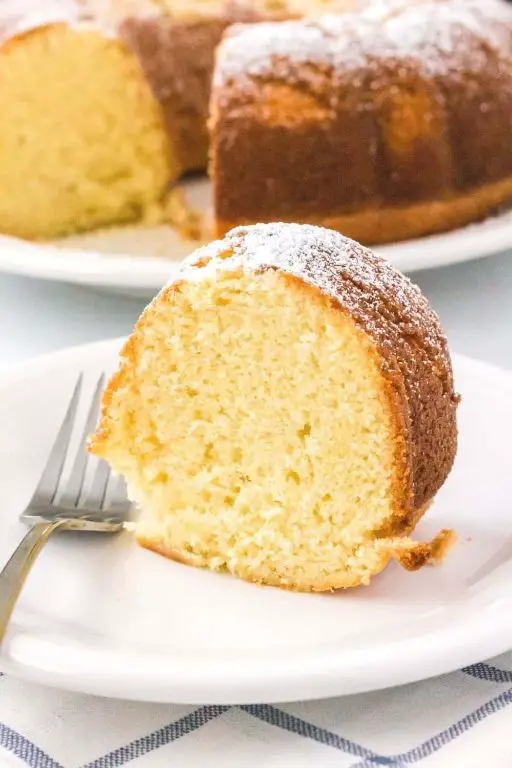 Vanilla Mayonnaise Sponge Cake