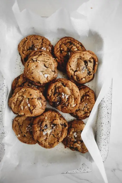 Vegan Chocolate Chip Cookies with Walnuts