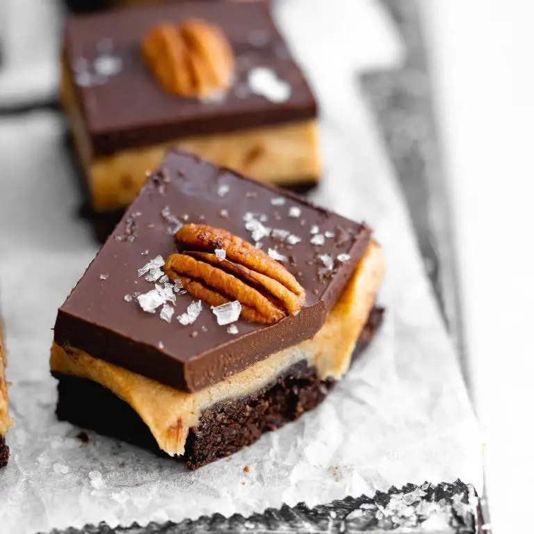 Vegan Date Caramel Brownies