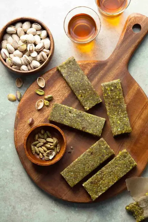Vegan Date and Pistachio Energy Bars