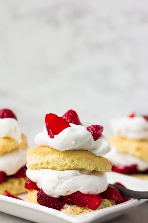 Vegan Puff Pastry Strawberry Shortcakes