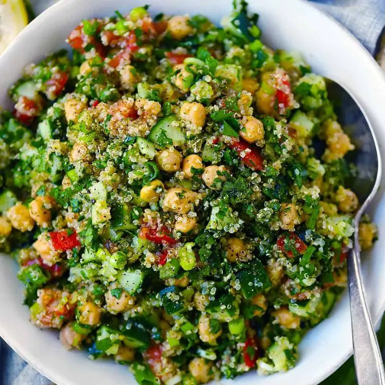 Vegan Quinoa Tabouli with Chickpeas