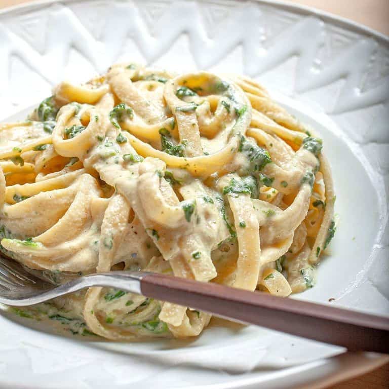 Vegan Spinach and Cashew Alfredo Sauce