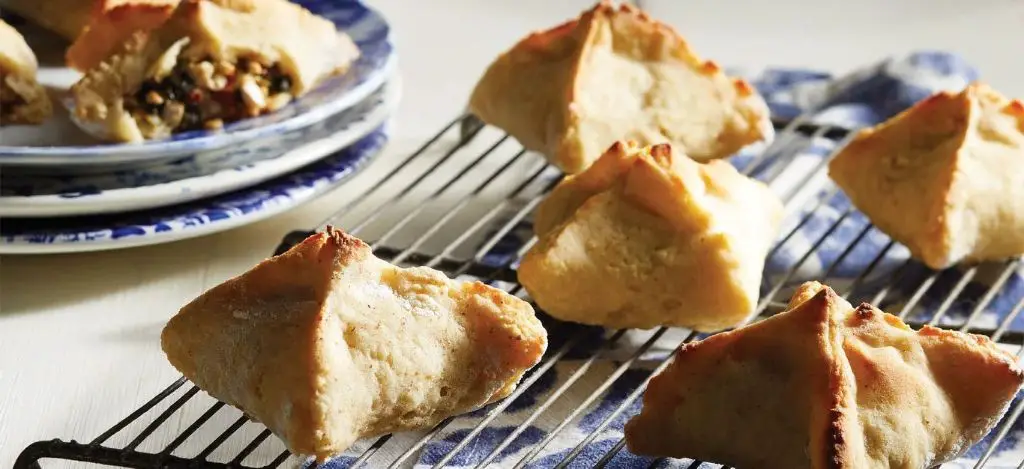 Vegan Spinach and Mushroom Knish