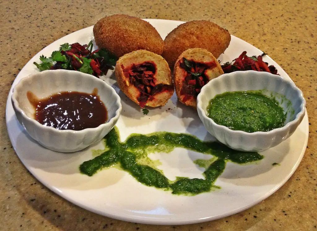 Vegetable Cutlet with Tamarind Sauce