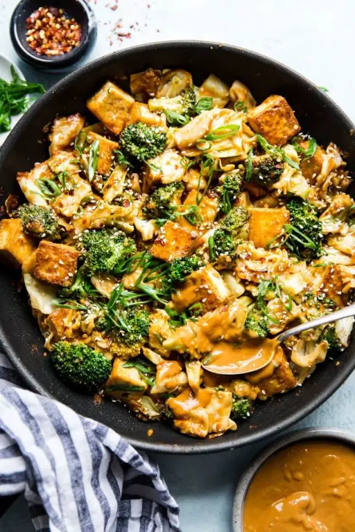 Vegetable Stir-Fry with Tofu and Peanut Sauce