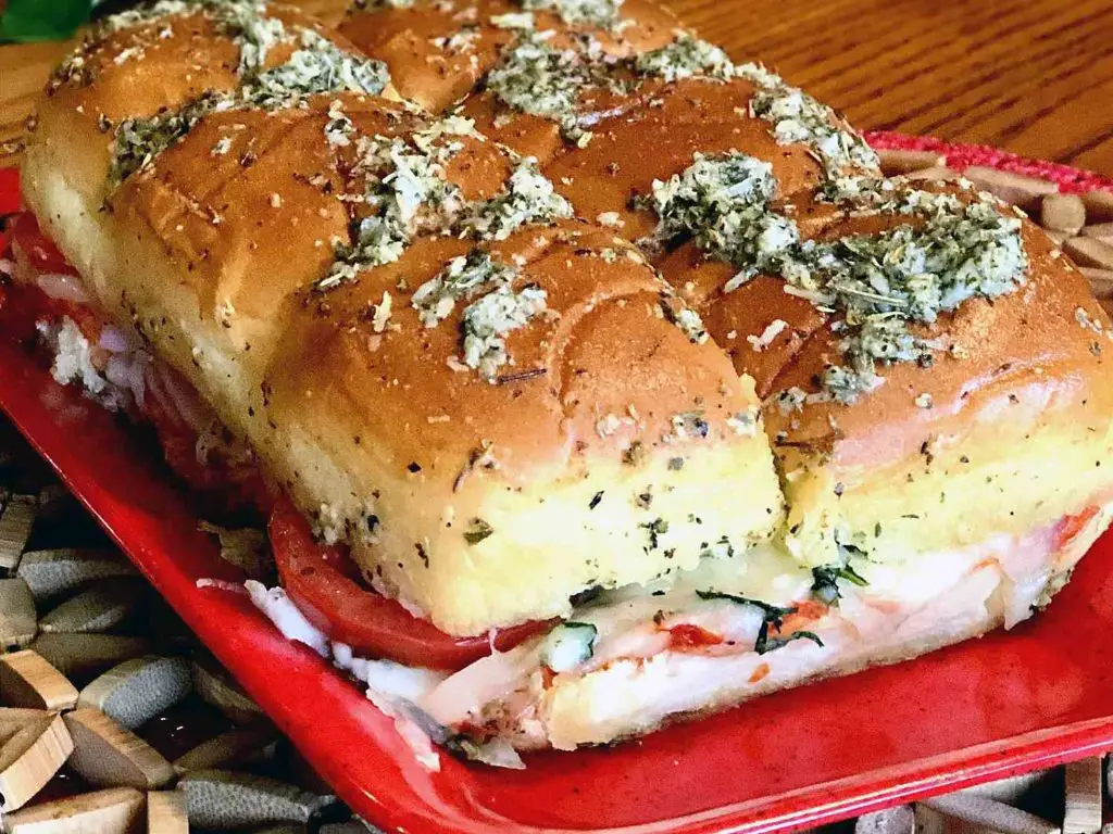 Vegetarian Hawaiian Roll Sliders