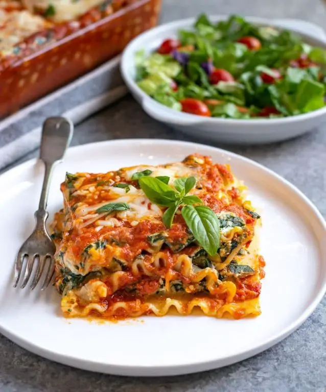 Vegetarian Lasagna with Spinach and Ricotta