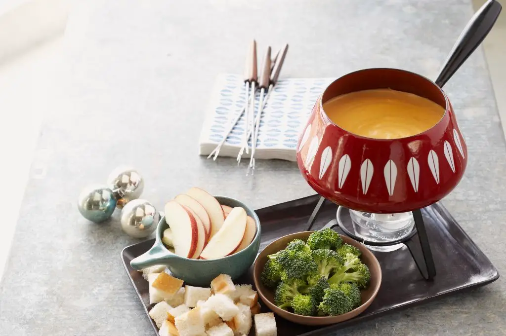 Velveeta Cheese Fondue