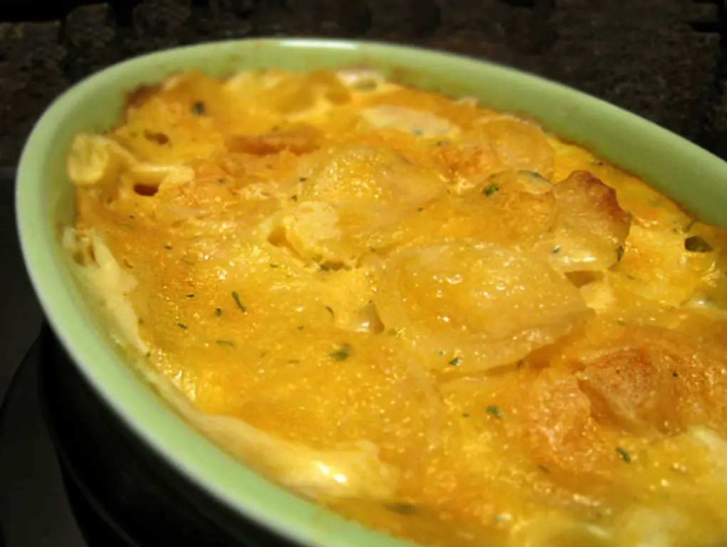 Velveeta Cheesy Scalloped Potatoes