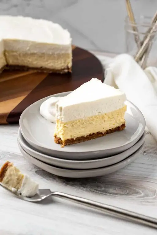 Velvet Vanilla Bean Cheesecake