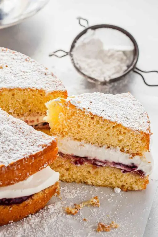 Victoria Sponge Cake with Fresh Cream and Jam