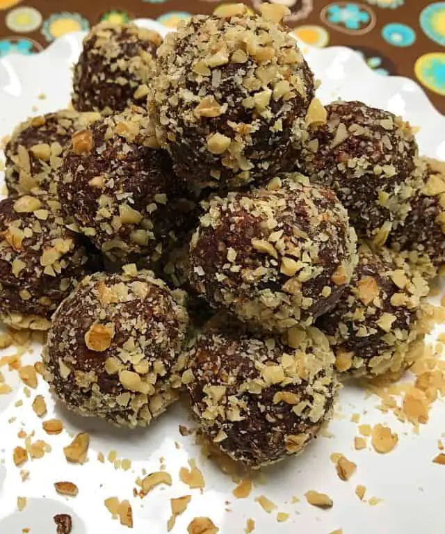 Walnut Date Truffles