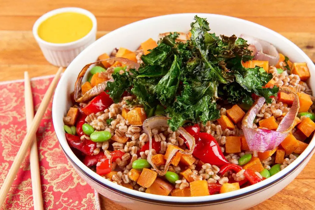 Wheat Berry and Quinoa Buddha Bowl