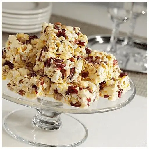 White Chocolate Cranberry Popcorn