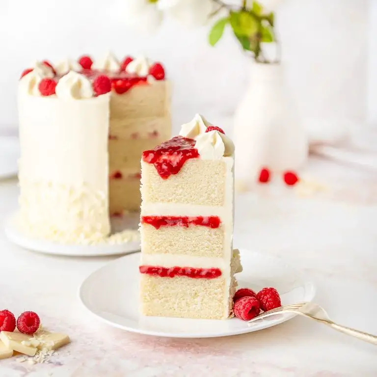 White Chocolate Raspberry Holiday Cake