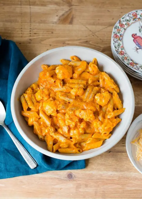 Whole Wheat Penne with Roasted Red Pepper Sauce