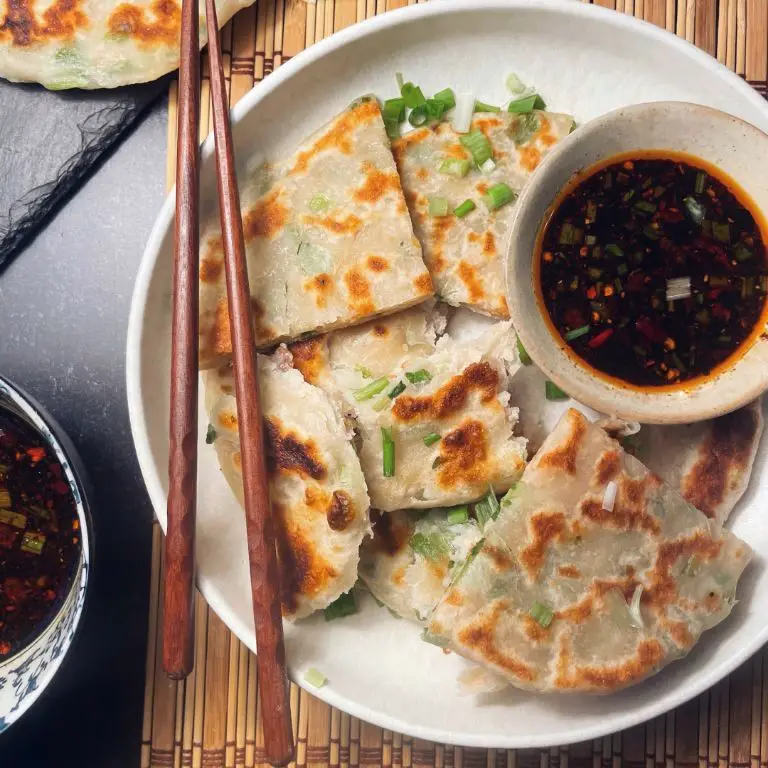 Wopatui Pancakes with Green Onions