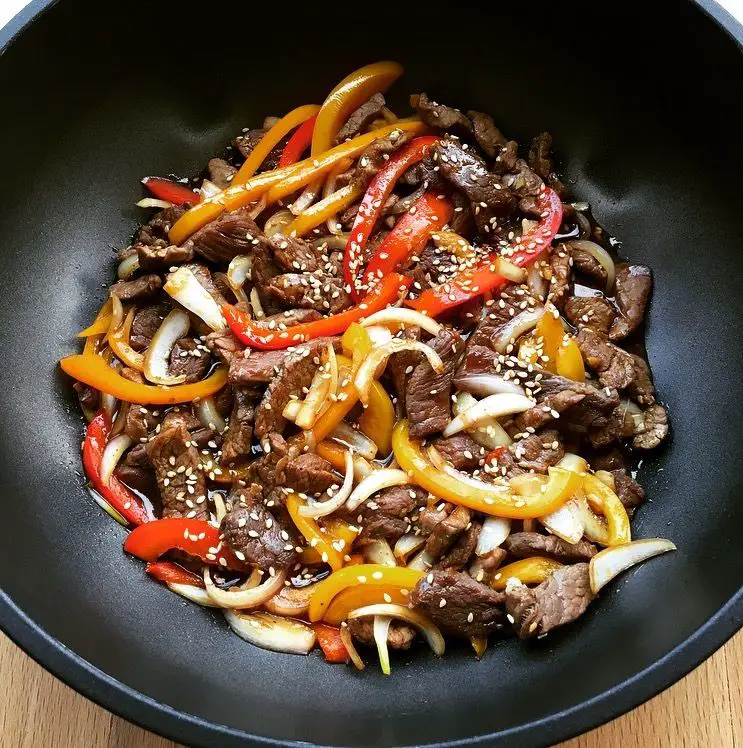 Wopatui and Beef Stir-Fry with Oyster Sauce