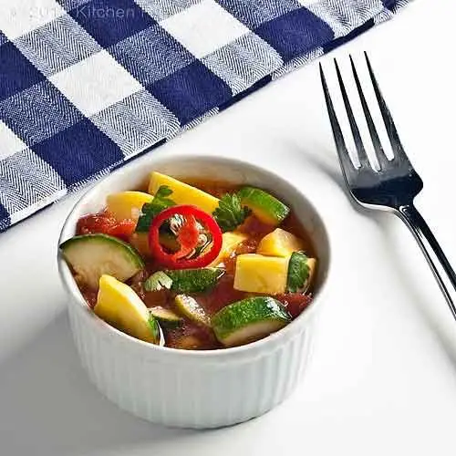 Yellow Squash and Tomato Sabzi