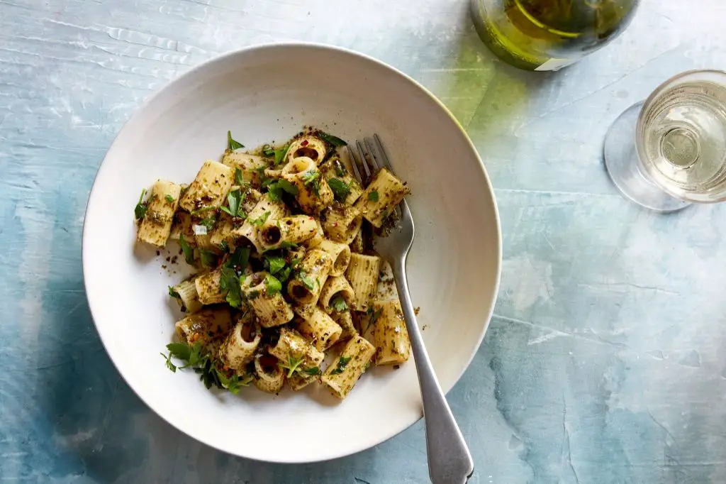 Zesty Kelp Pasta with Lemon