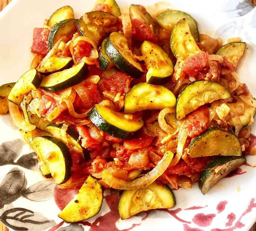 Zucchini and Tomato Stir-Fry