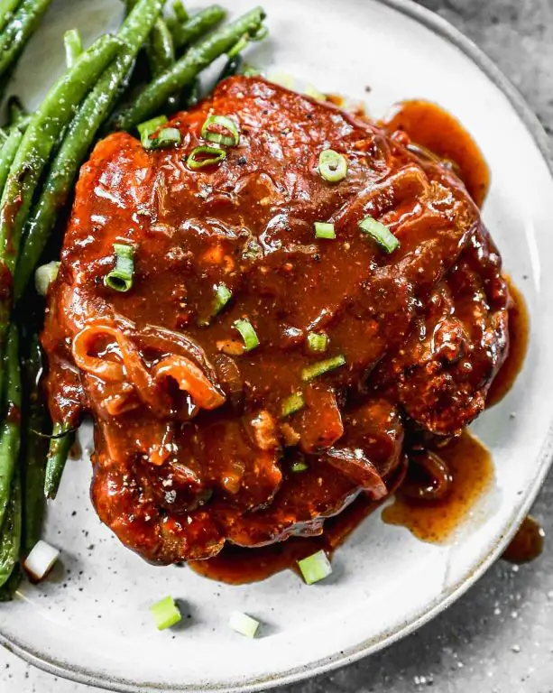 BBQ Slow Cooker Pork Chops