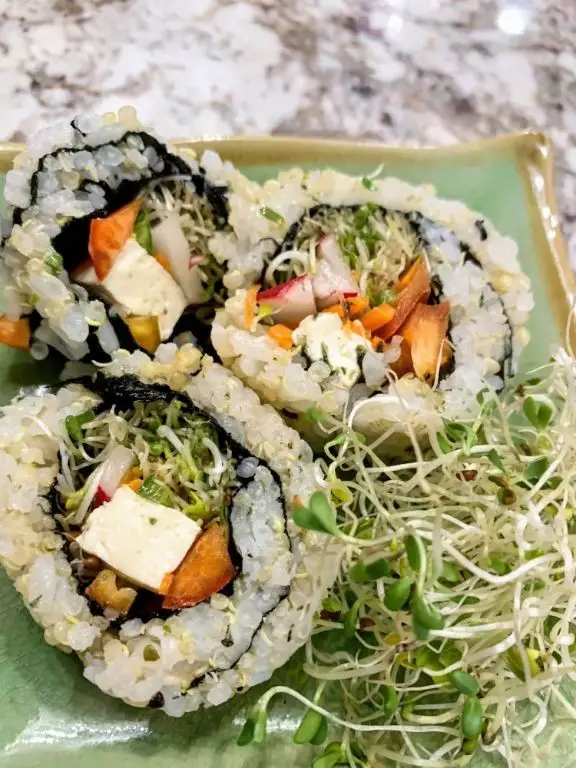 Bean Sprout and Avocado Sushi Rolls