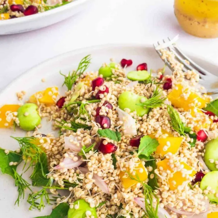 Bean Sprout and Quinoa Bowl