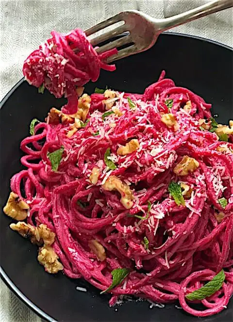 Beetroot and Walnut Cream Sauce