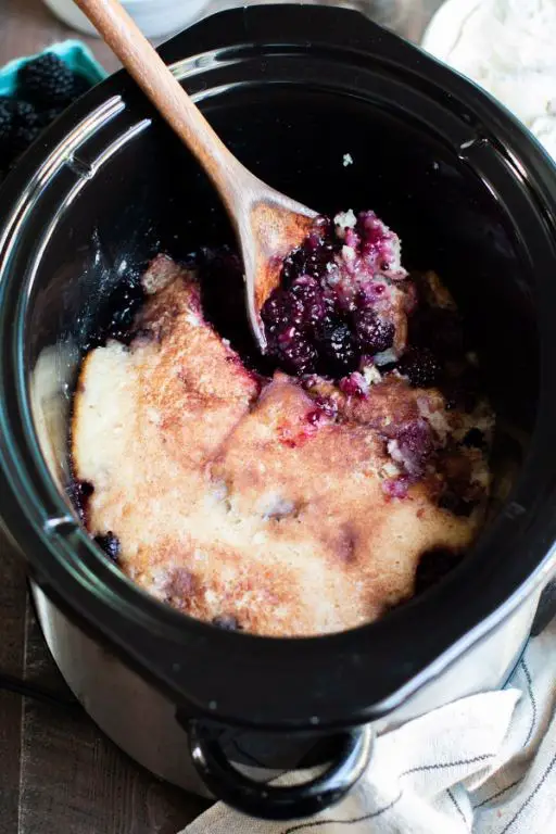Blackberry Cobbler in the Crockpot