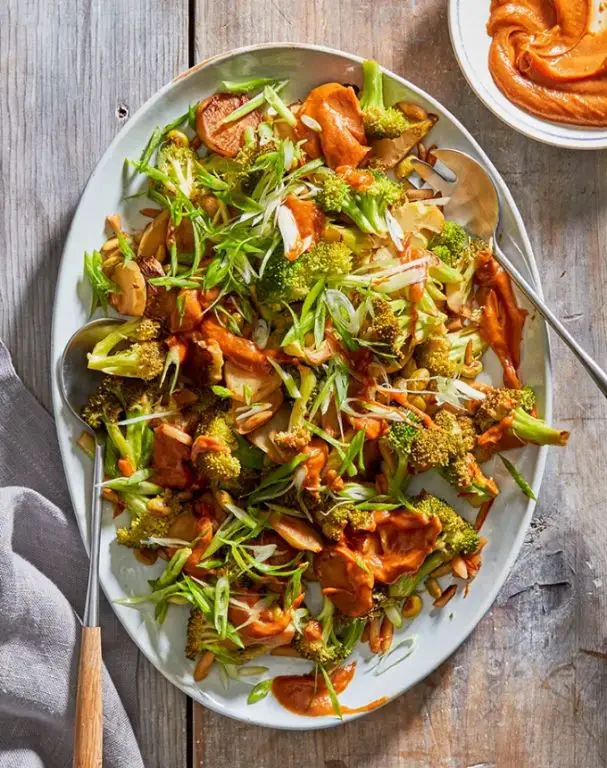 Broccoli and Almond Butter Sauce