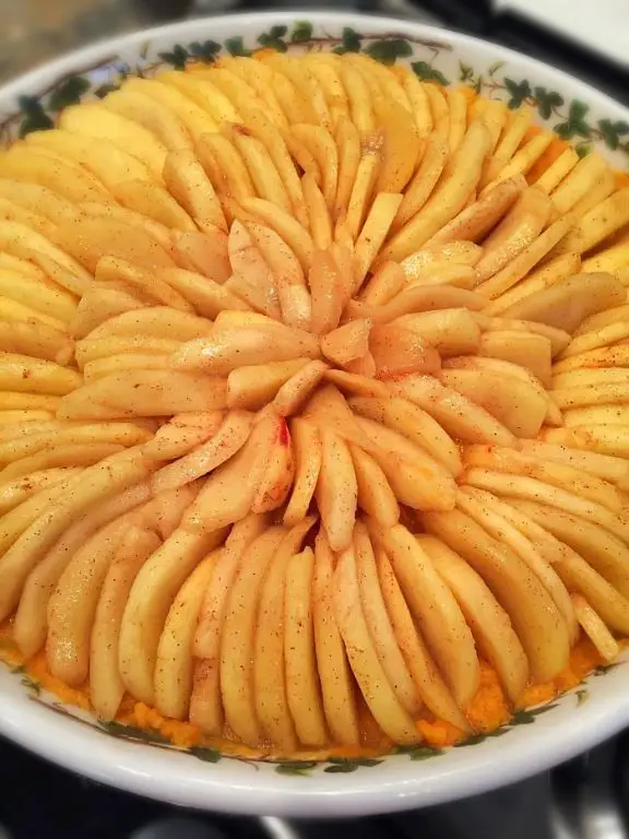 Brown Sugar Mashed Sweet Potatoes with Caramelized Apples