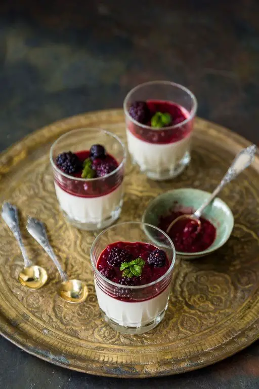 Buttermilk Panna Cotta with Berry Compote