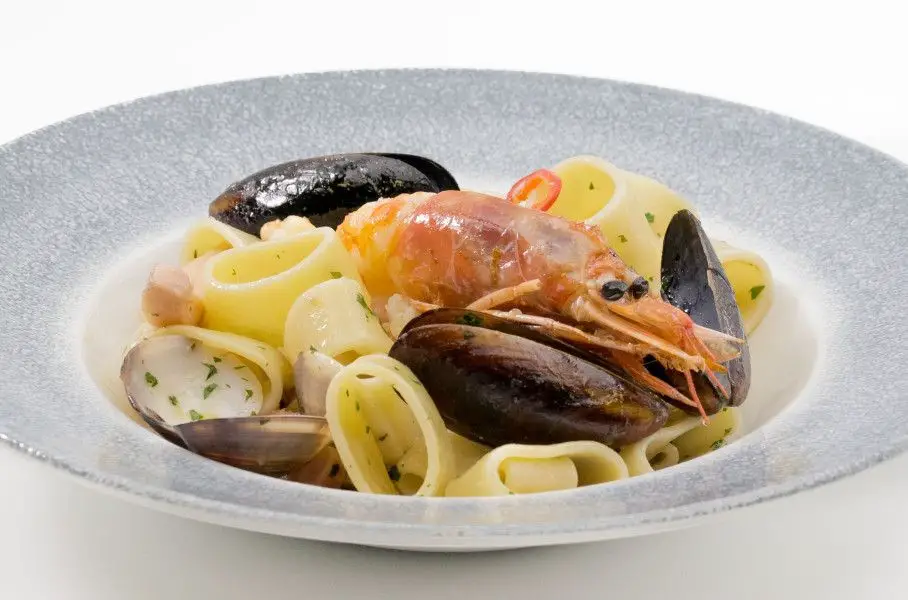 Calamarata Pasta with Shrimp and White Wine Sauce