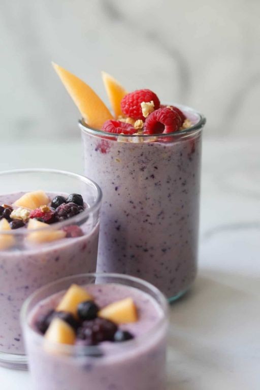 Cantaloupe Smoothie with Yogurt and Berries