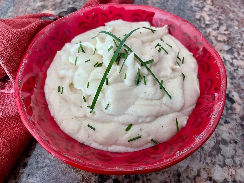 Cauliflower Mash with Cream Cheese