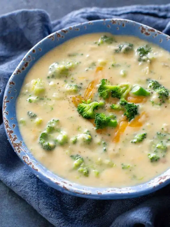 Cheddar Cheese and Broccoli Soup
