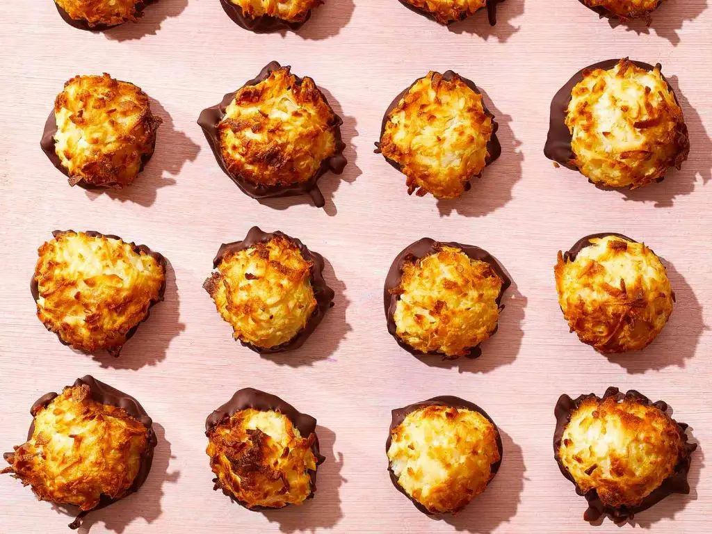 Chewy Coconut Macaroon Air Fryer Cookies