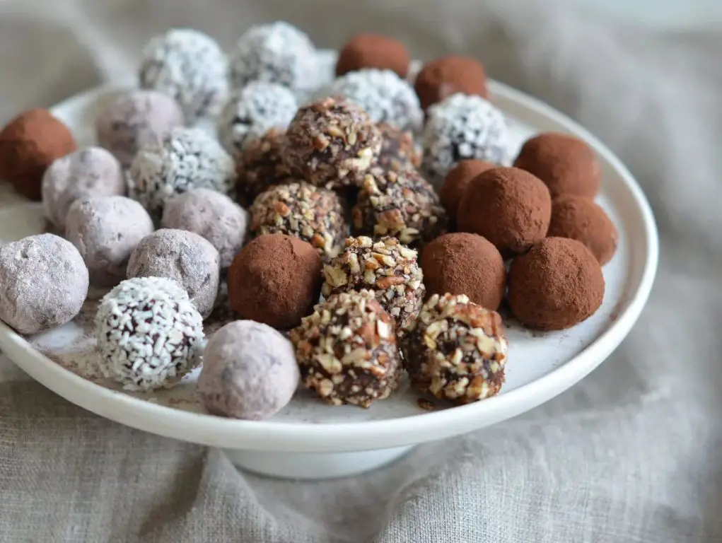 Creamy Irish Baileys Chocolate Truffles