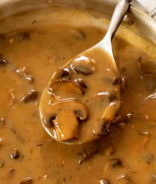 Creamy Mushroom Turkey Gravy