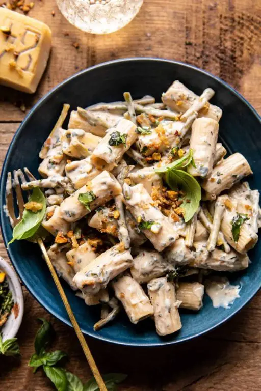 Creamy Ricotta Pasta with Asparagus