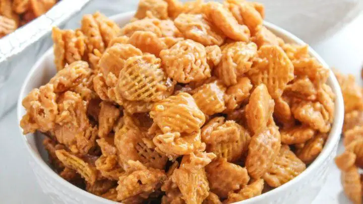 Crispix Cheesecake Bites