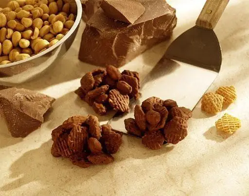Crispix Chocolate Clusters