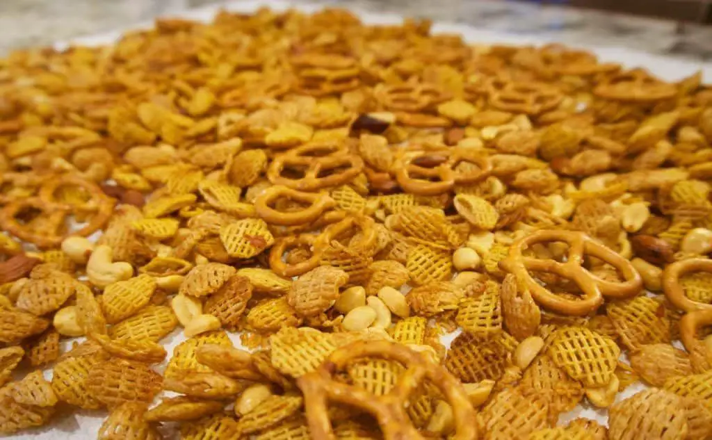 Crispix Trail Mix Bars